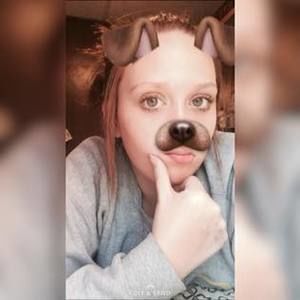 Meet your Posher, Desiree